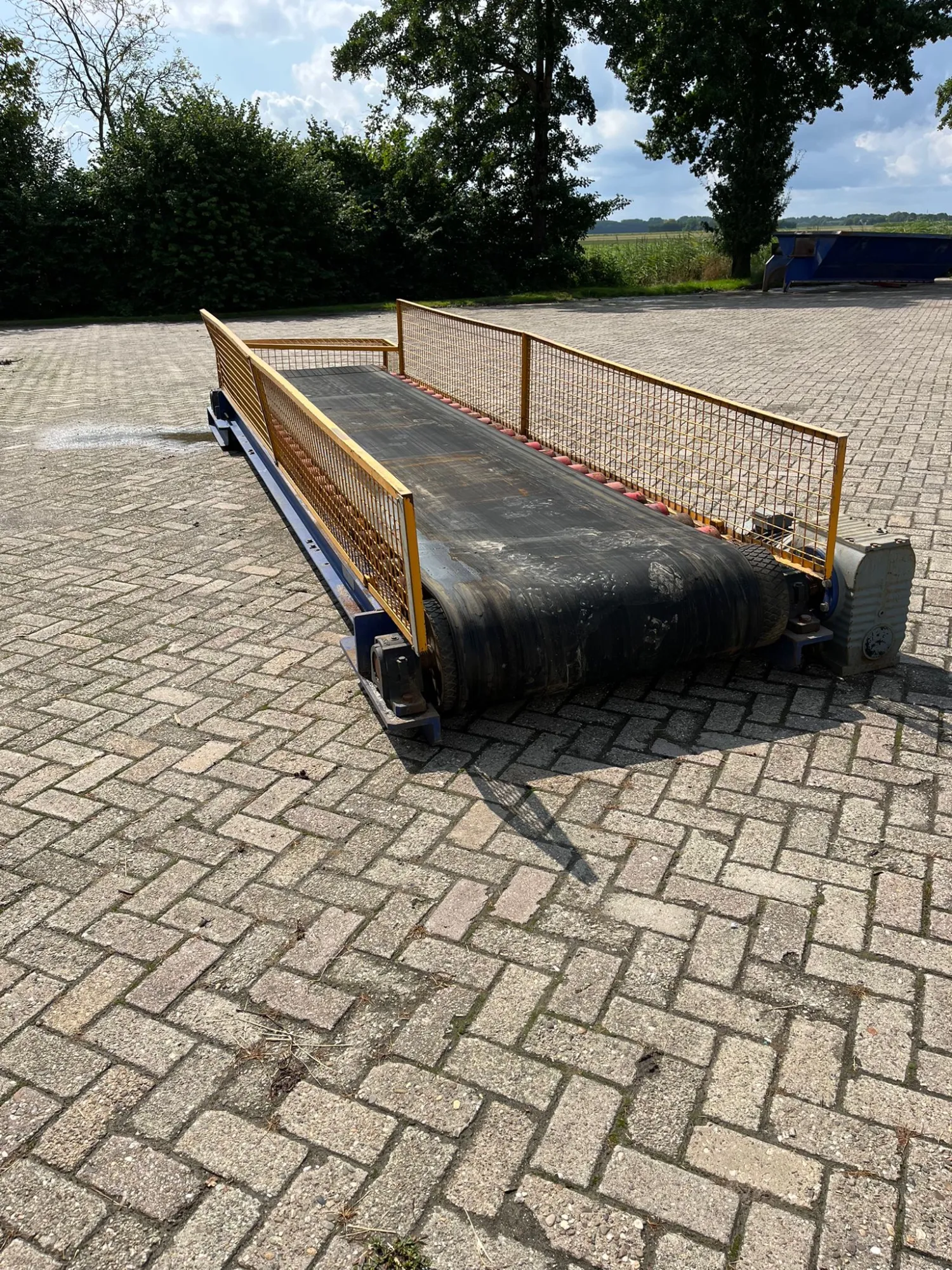 Transportband met Bunker - 5 Meter - Efficiënte Material Handling