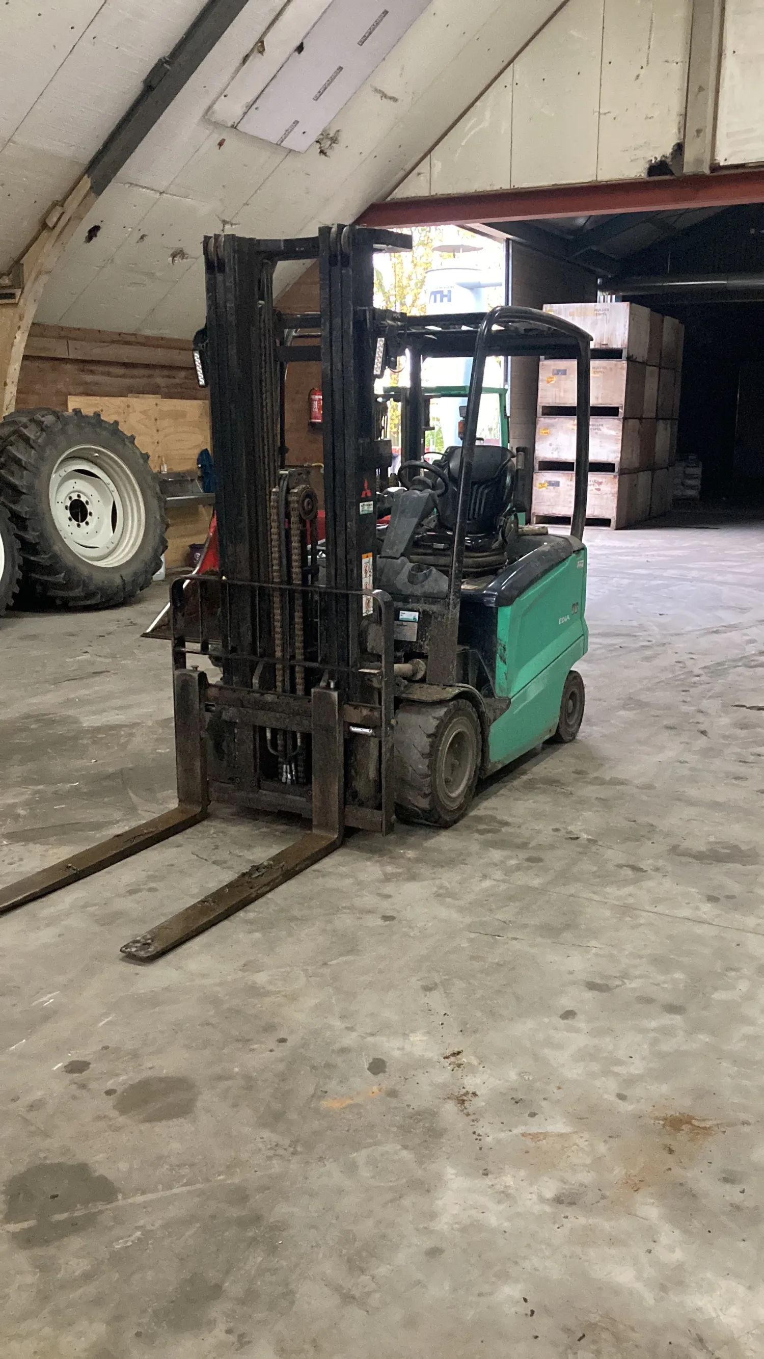 Mitsubishi Edia FB30 Forklift - 2015, 2400 Hours, Side Shift