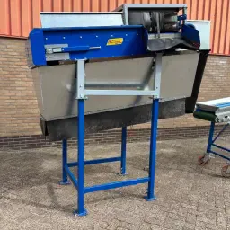 https://cdn.farmtrade.nl/media/157834/conversions/EzzeFT-thumbnail.webp