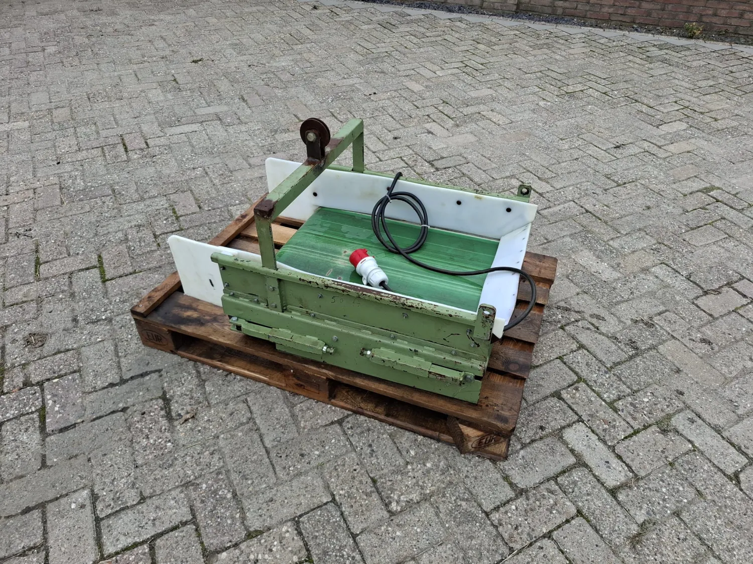 Przenośnik Taśmowy 75cm x 60cm z Silnikiem Bębnowym - 500 EUR netto