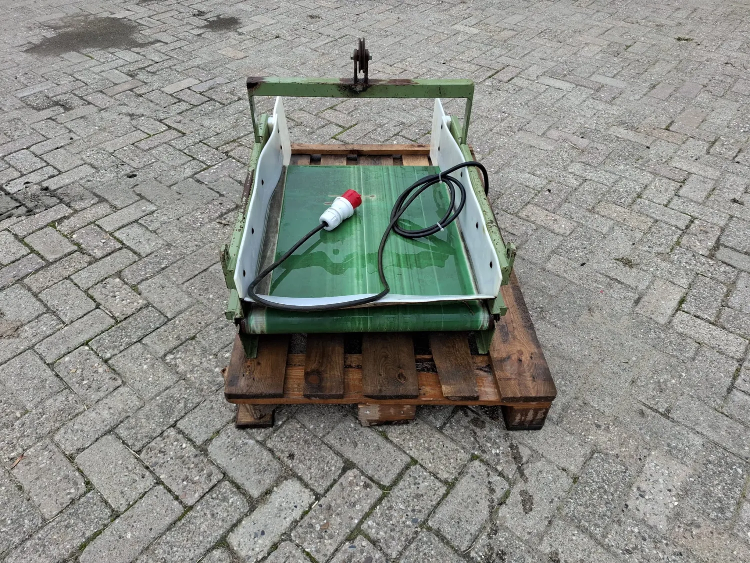 Przenośnik Taśmowy 75cm x 60cm z Silnikiem Bębnowym - 500 EUR netto