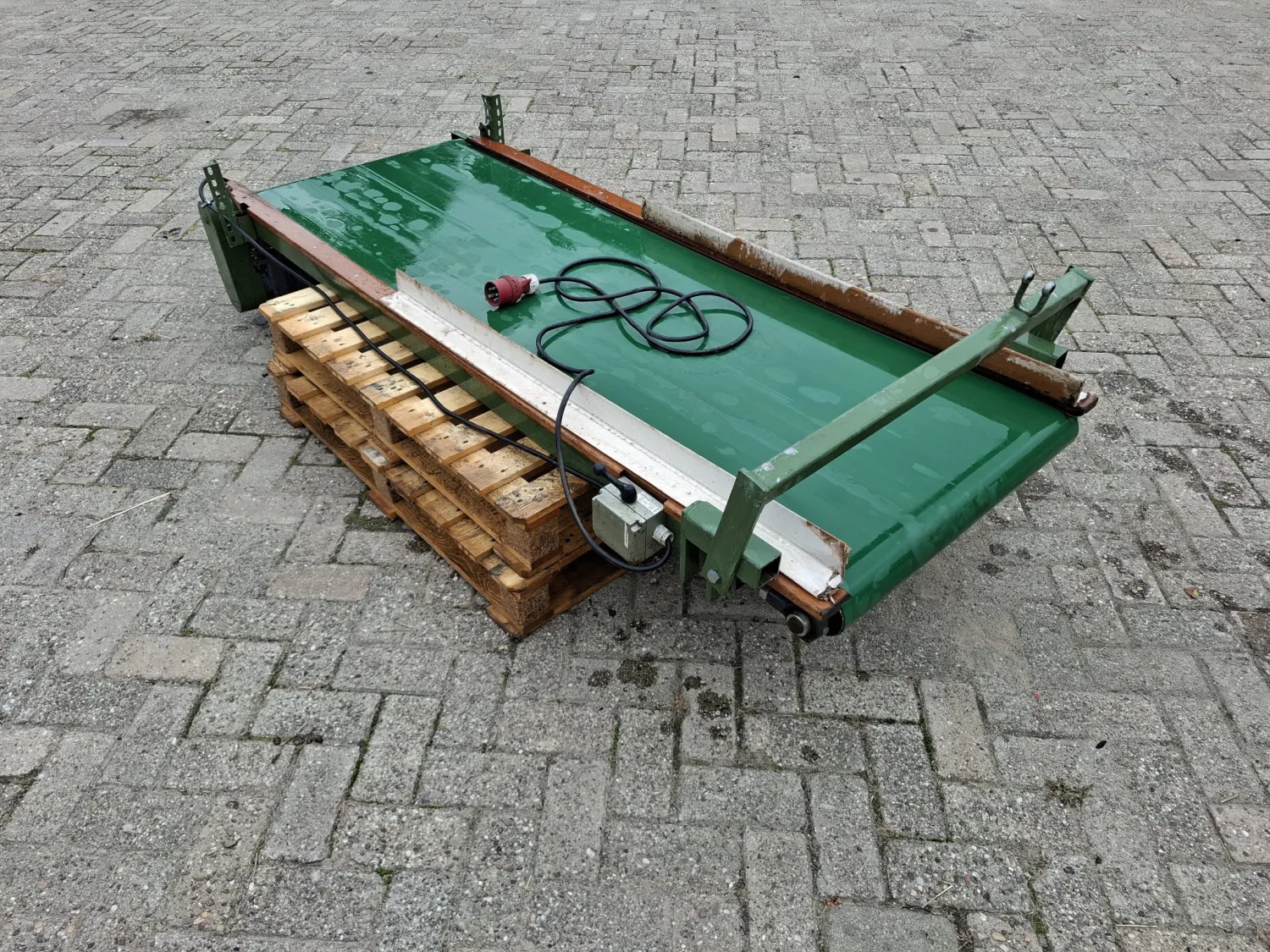 Transportband | 205 cm, 70 cm | Links/Rechts Draaiend
