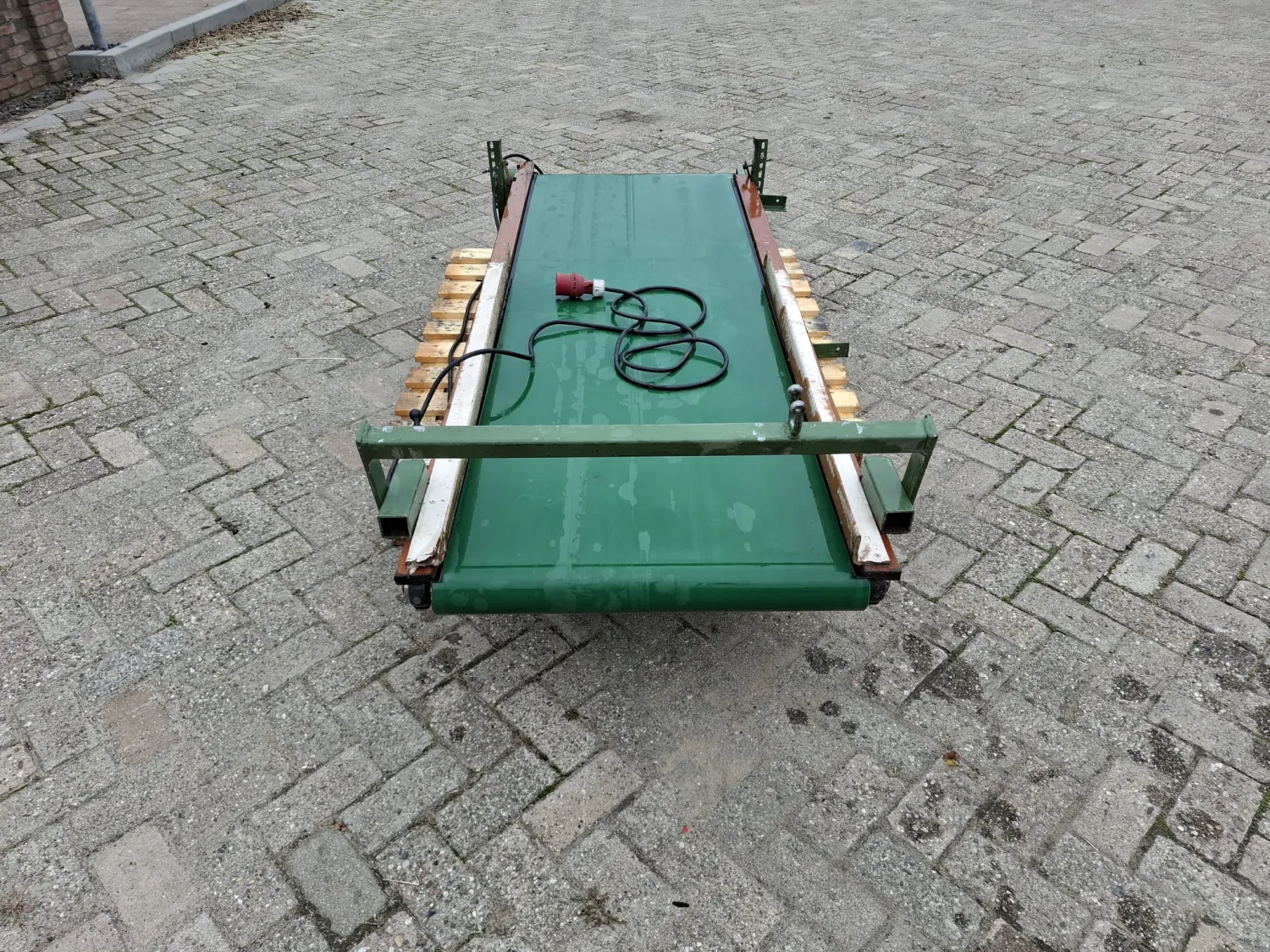 Transportband | 205 cm, 70 cm | Links/Rechts Draaiend
