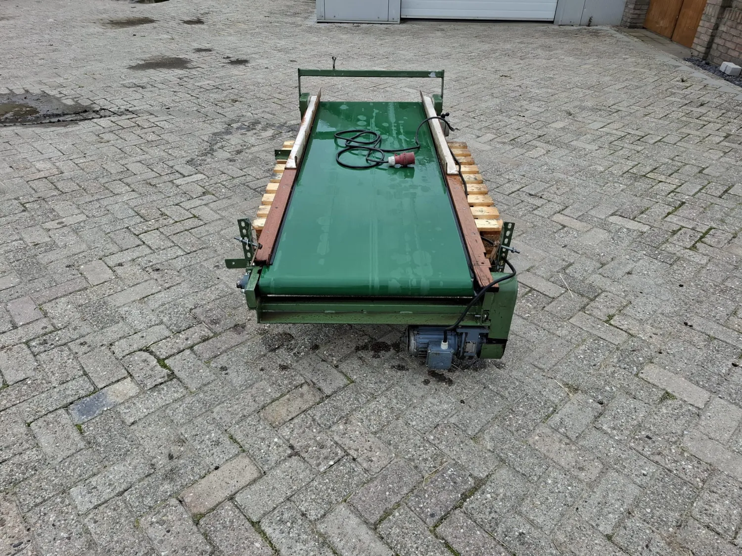 Transportband | 205 cm, 70 cm | Links/Rechts Draaiend