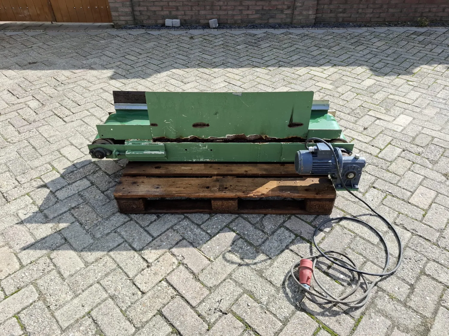 Przenośnik Taśmowy 150cm - Wydajny i Niezawodny