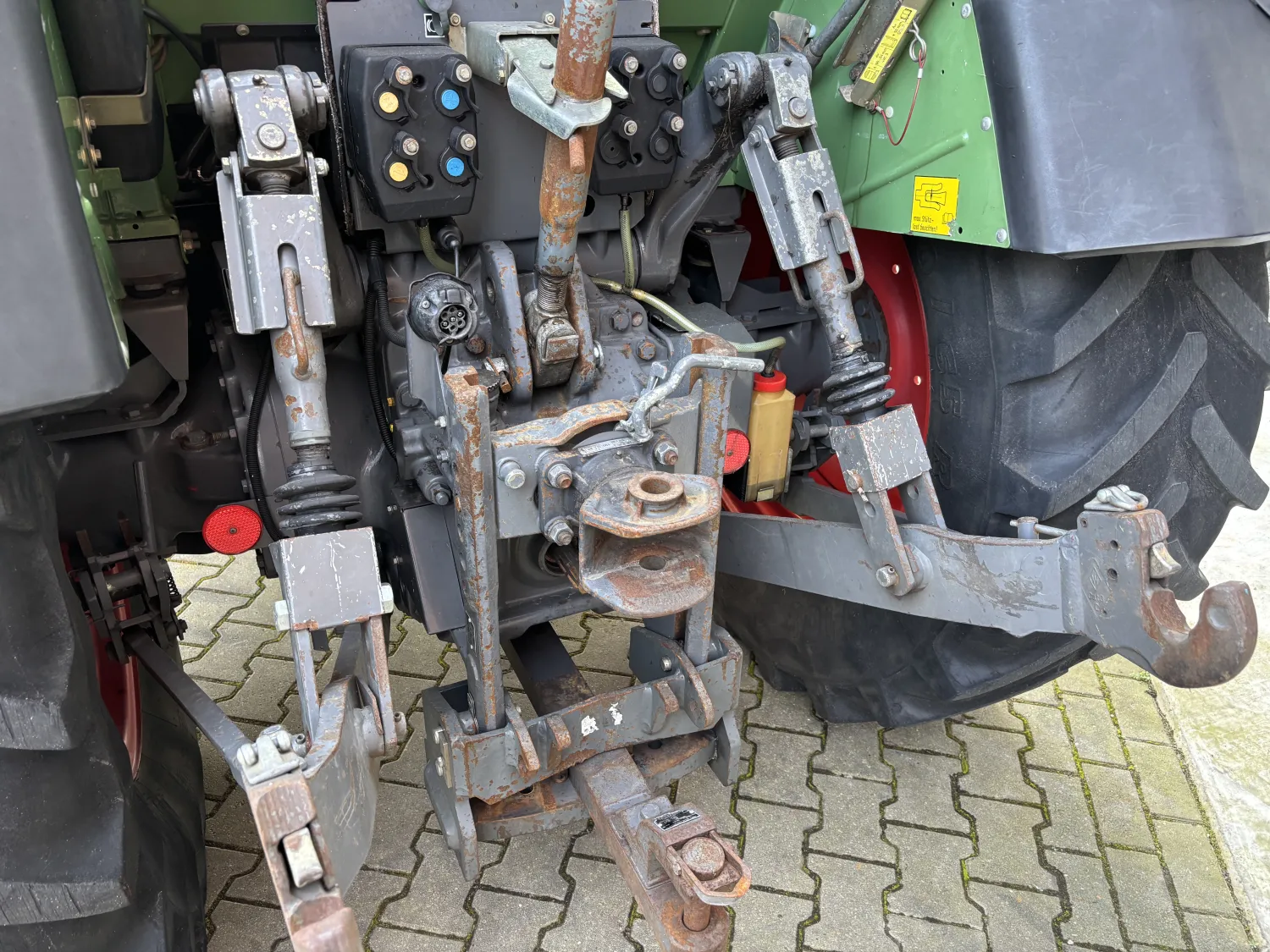 Fendt 410 Vario | 12.670 timer, affjedret foraksel