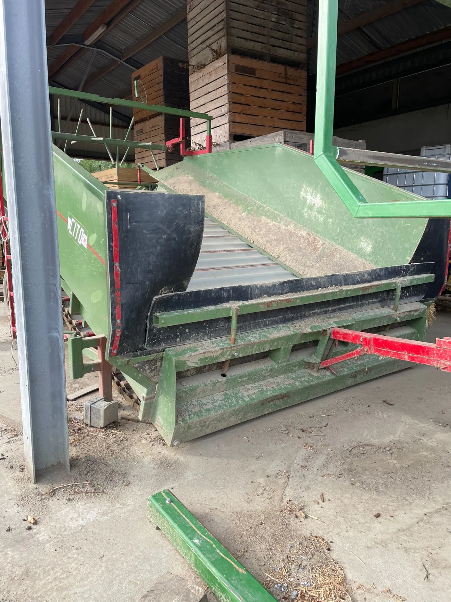 Receiving Hopper 2.40m Wide - Ready to Use