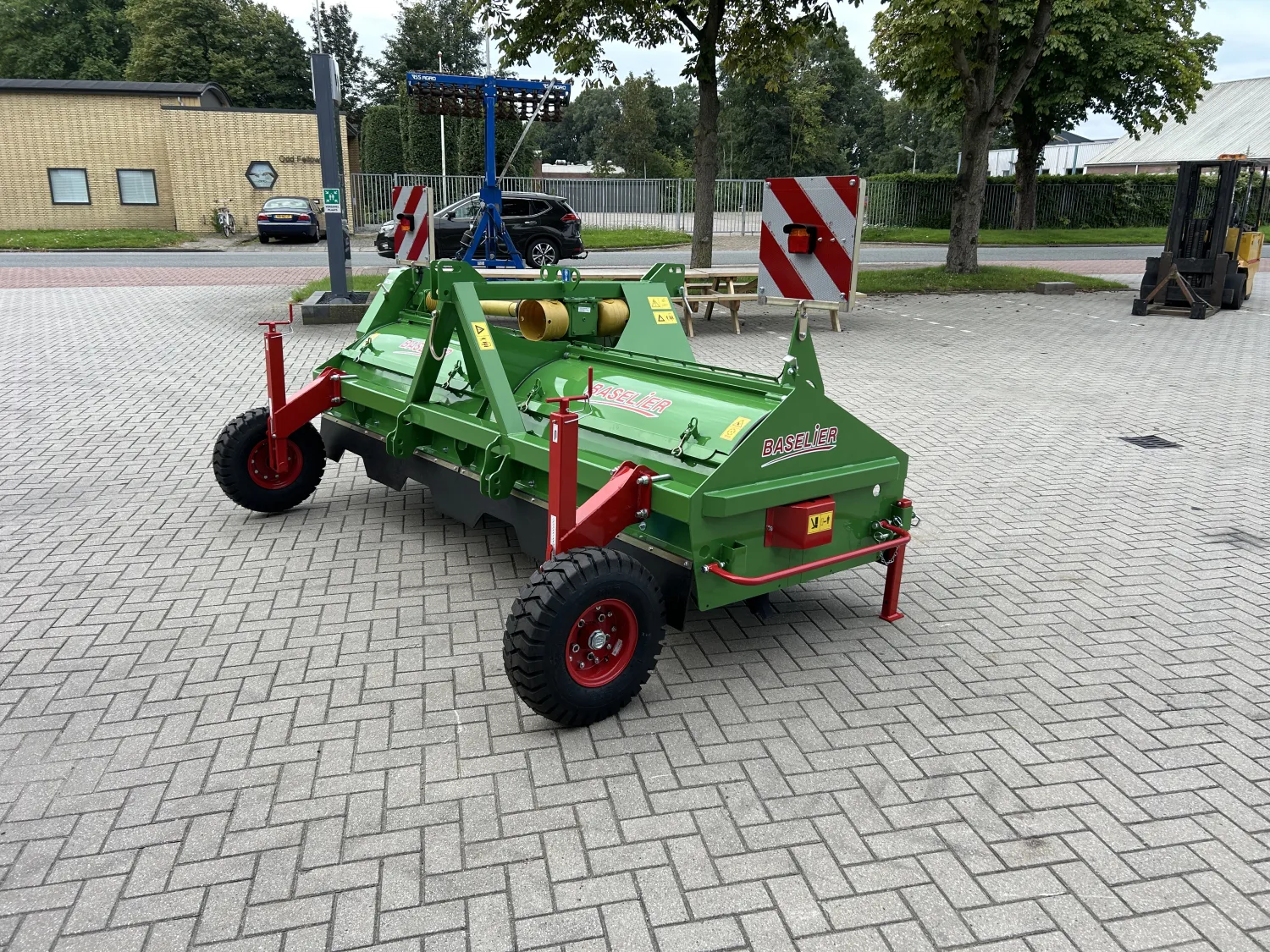 Baselier 4LKHS310 High Speed Desbrozadora - En Stock