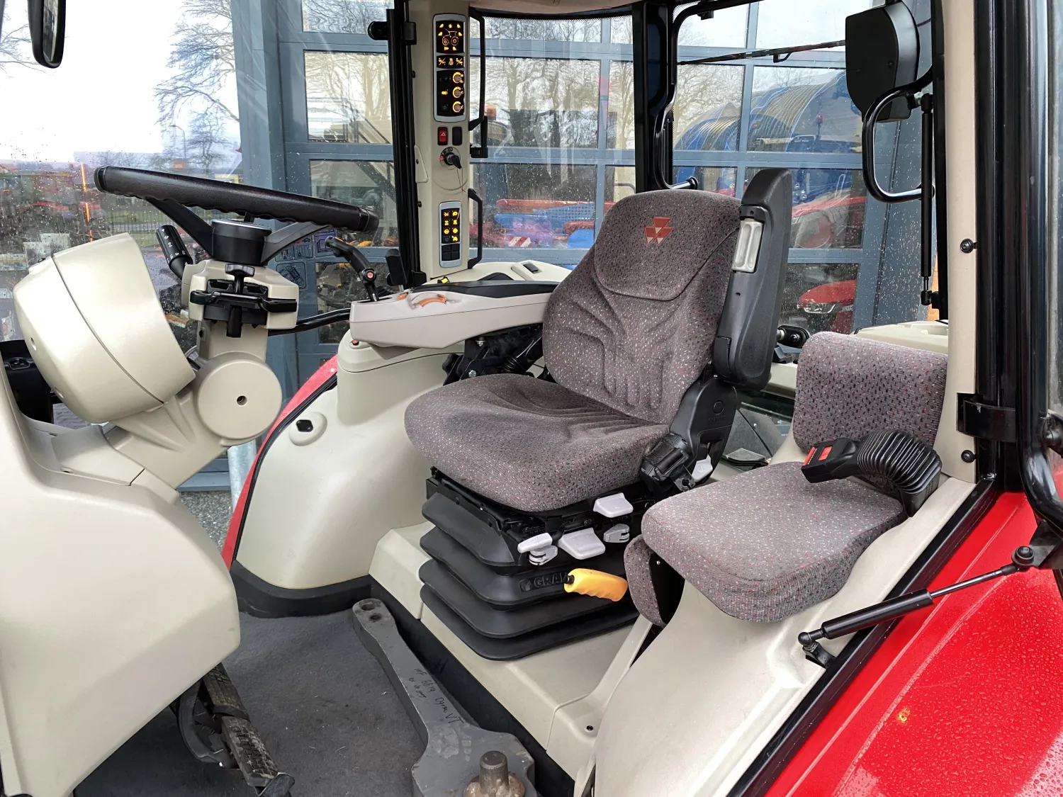Massey Ferguson 6614 Dyna-VT | Få Timer | Trinløs Transmission