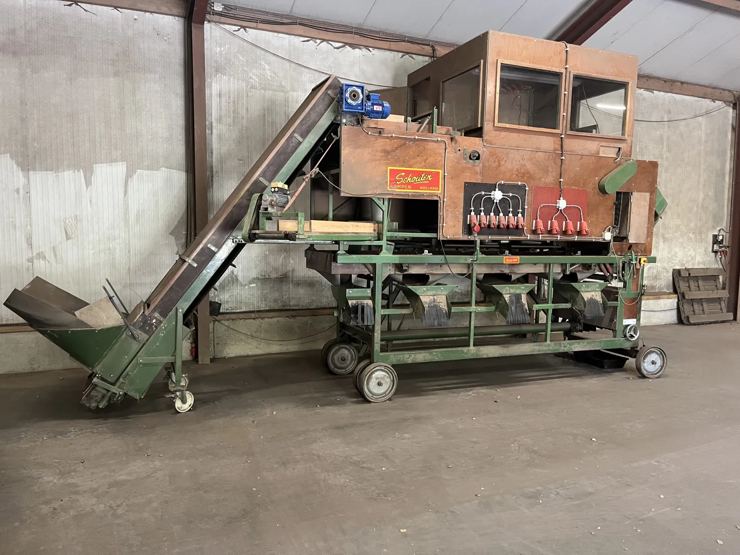 Schouten Kwartet Sorting Machine - Agri Equipment
