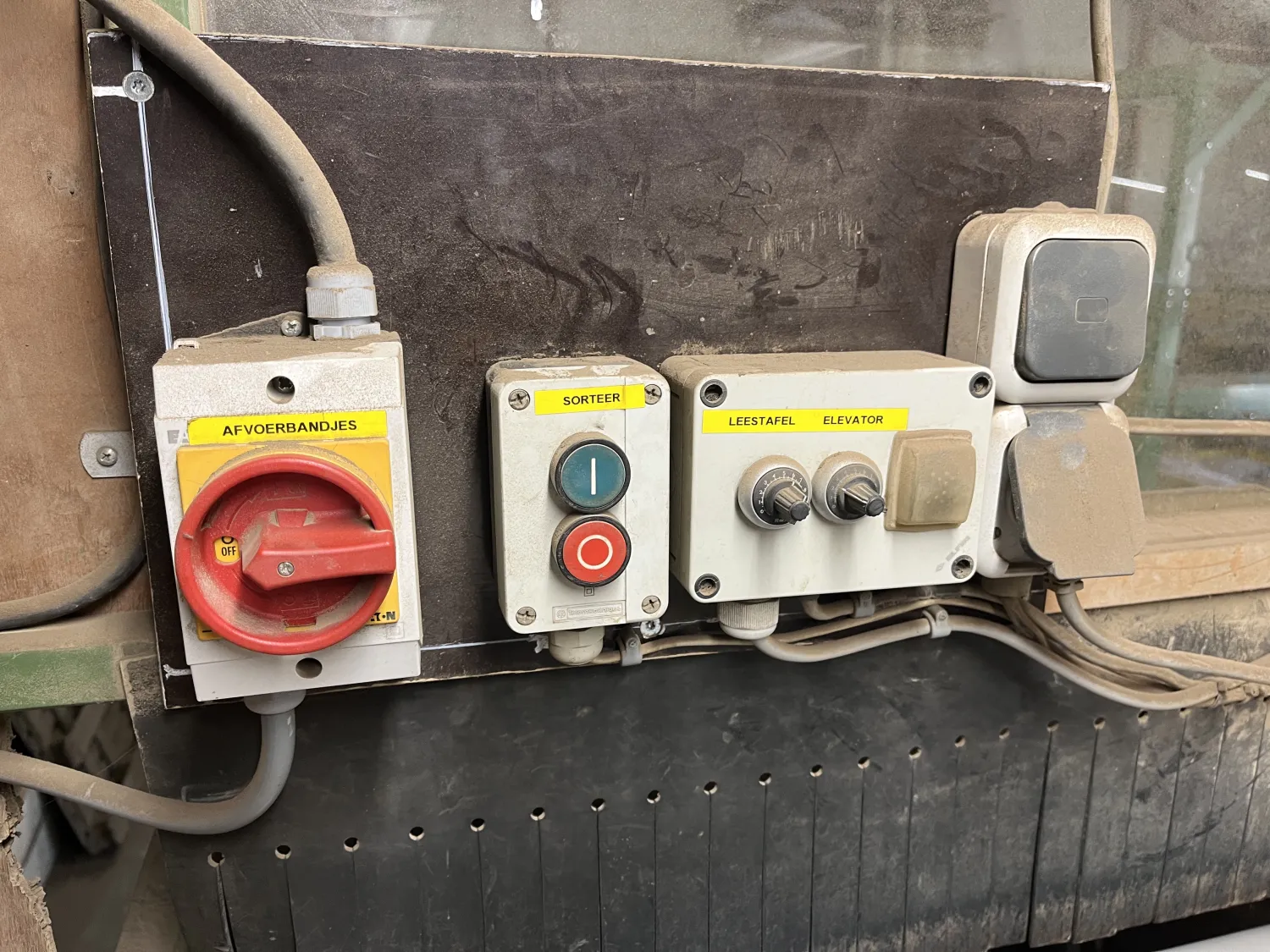 Schouten Kwartet Sorting Machine - Agri Equipment