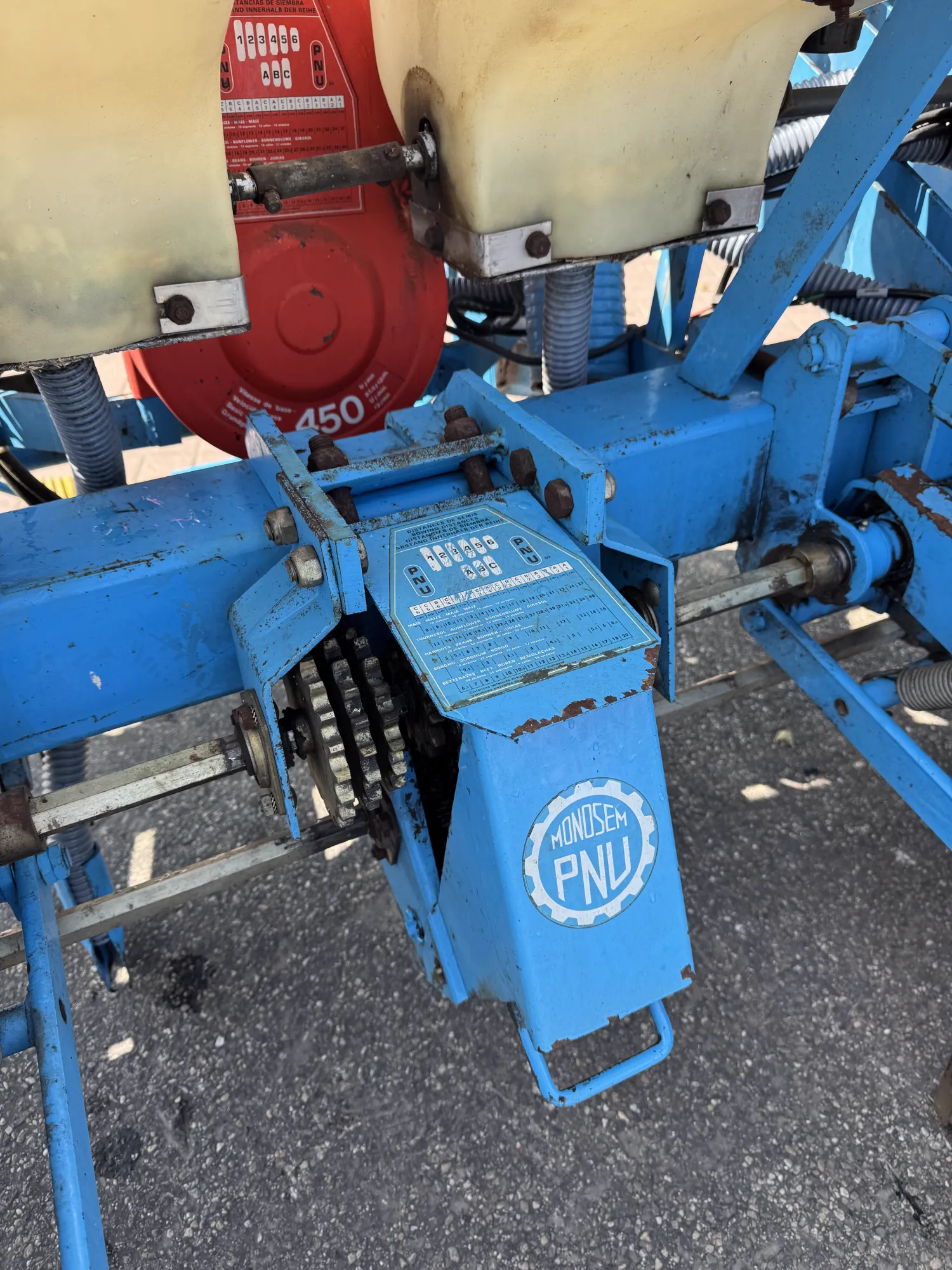 Semoir à maïs Monosem PNU 6 rangs | Dga Machinehandel