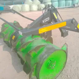 https://cdn.farmtrade.nl/media/159187/conversions/h3gfwY-thumbnail.webp