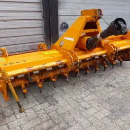 Howard 30-255 HU Bodenfräse - 2,55m Arbeitsbreite