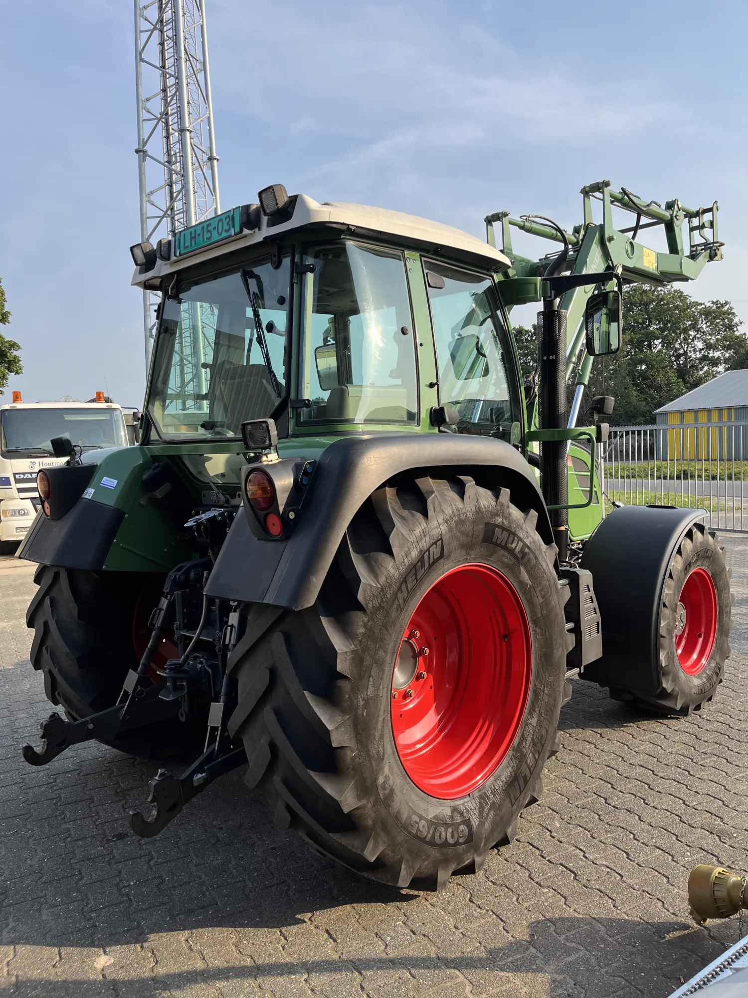 Fendt 310 Vario TMS | Frontlæsser & Lift | Til salg