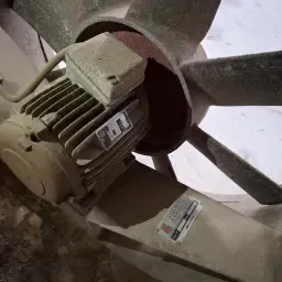Fans for Sale: 2.2kW & 1.8kW - Efficient Air Circulation