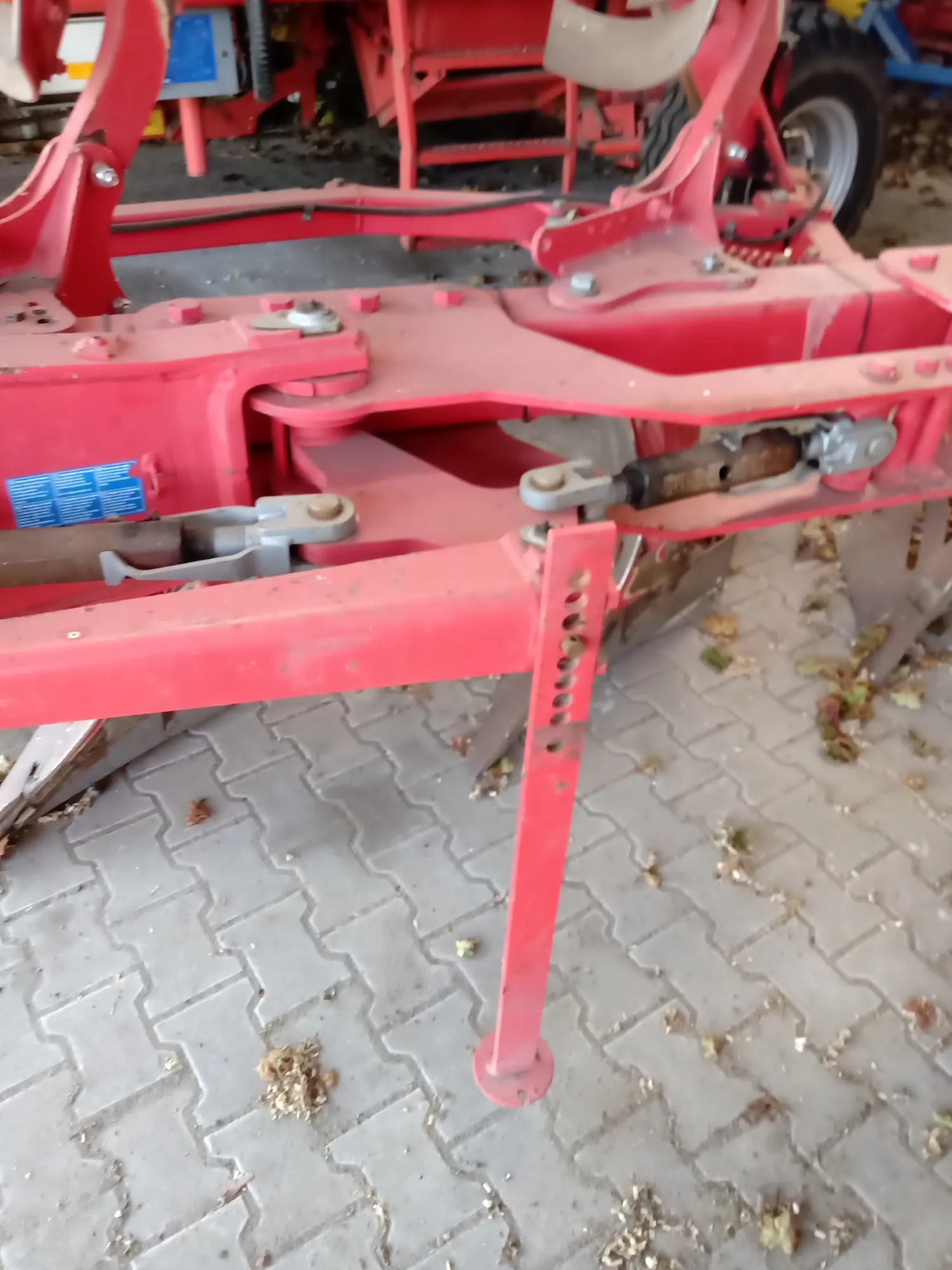 Poettinger Servo 45 wentelploeg + pakker te koop