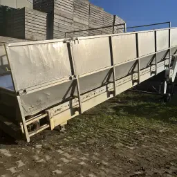 https://cdn.farmtrade.nl/media/160449/conversions/9lbzn1-thumbnail.webp