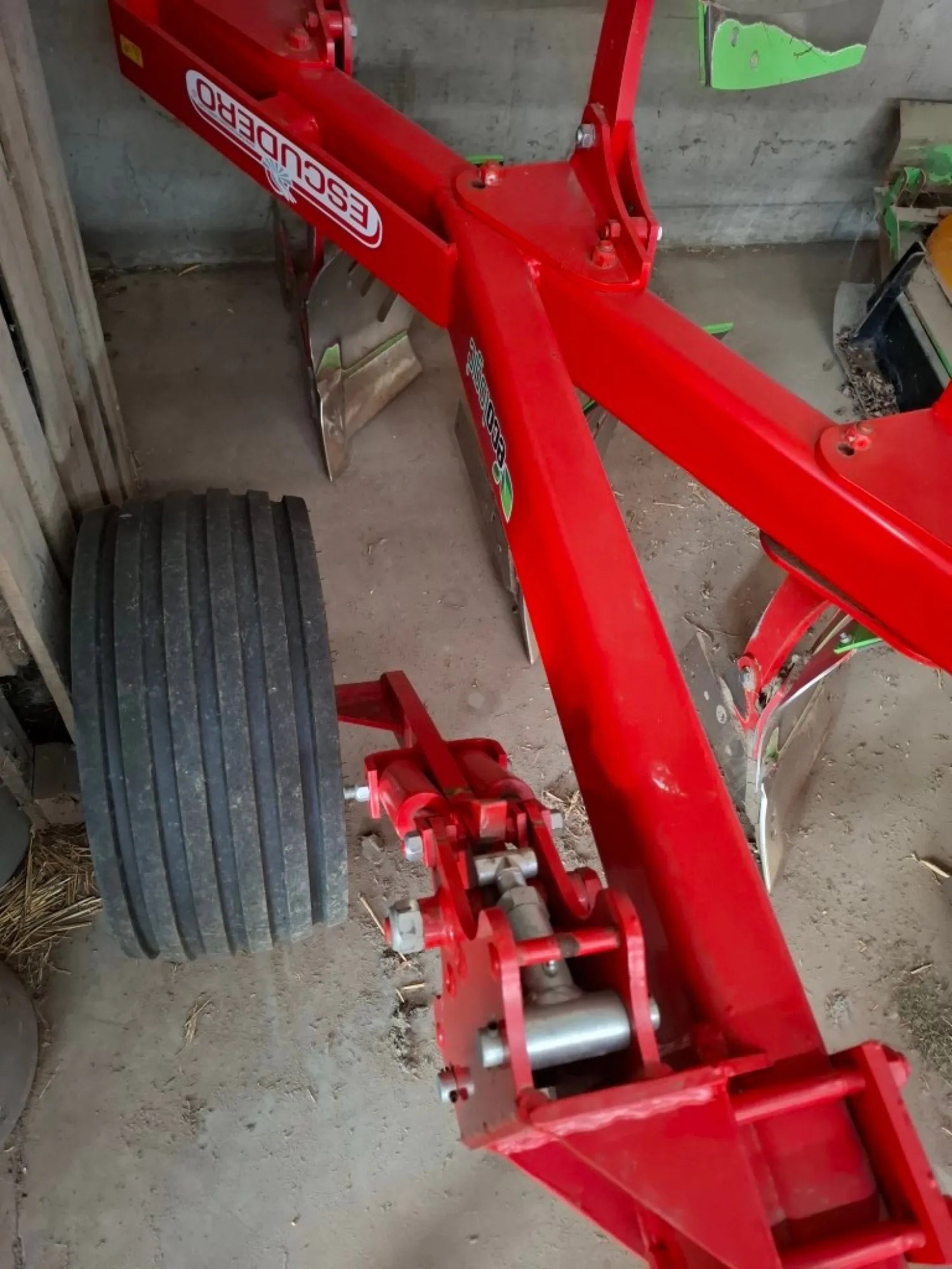 Escudero ECO Ploeg CHRF7 (2021) te Koop - Weinig Gebruikt