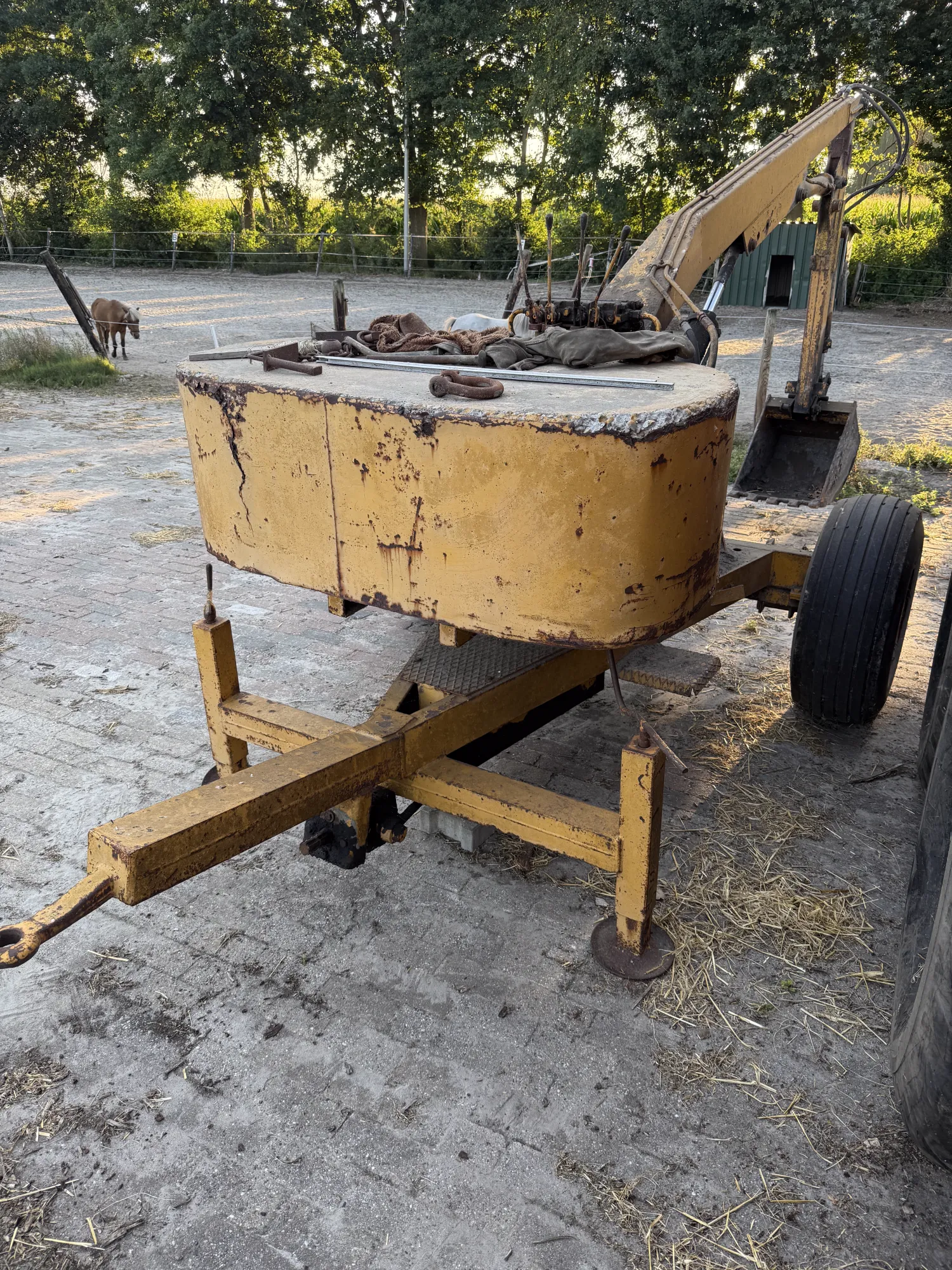 Used Agricultural Crane for Sale | Good Condition