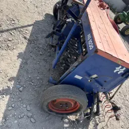 https://cdn.farmtrade.nl/media/161426/conversions/b1AXpq-thumbnail.webp