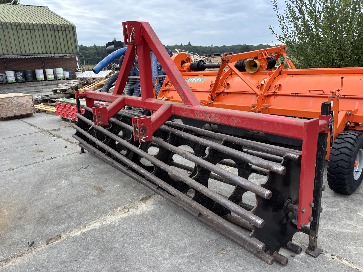 Kooirol 3.25m met driepuntsframe | Landbouwrol te koop