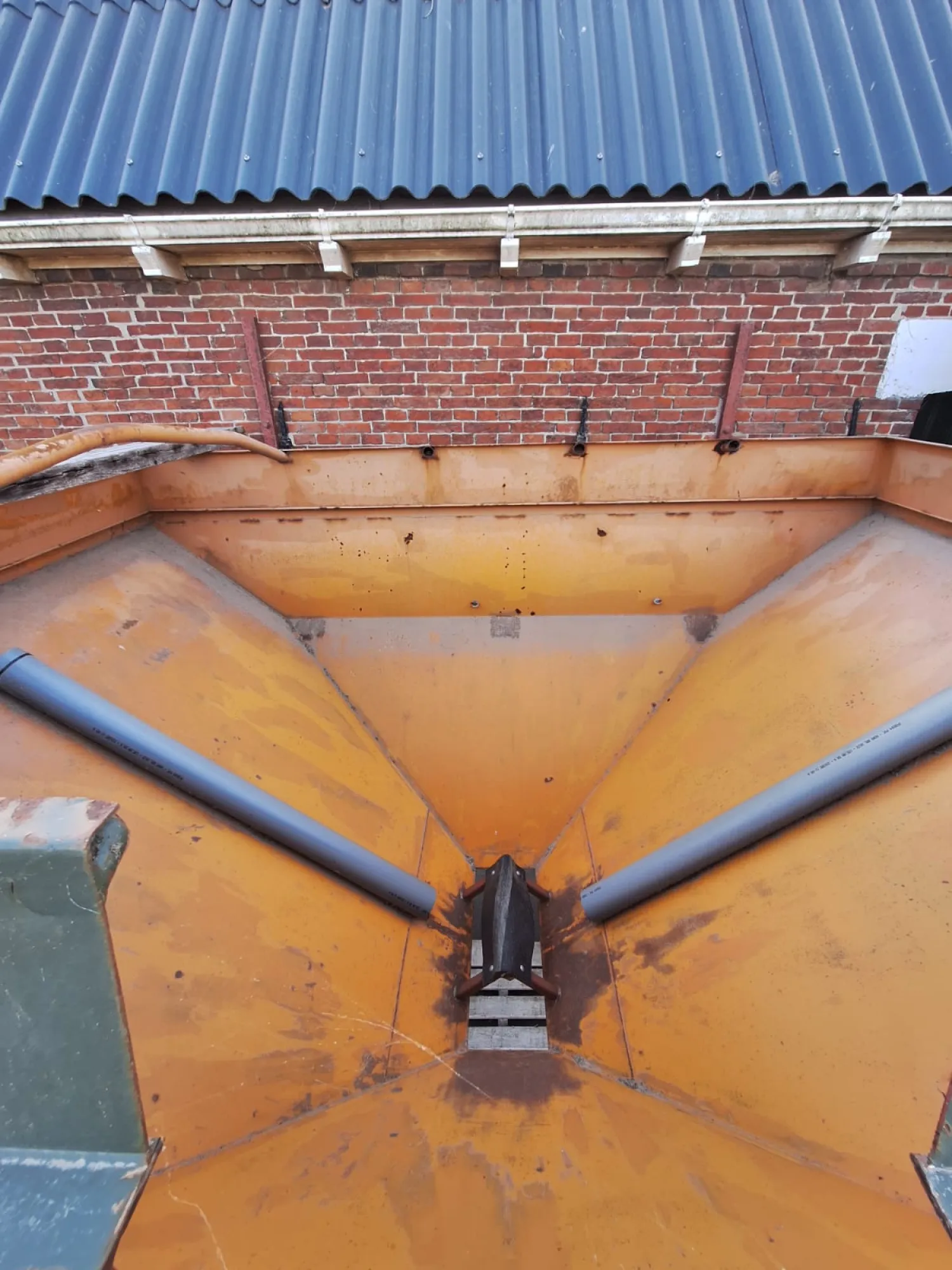 Tussenbunker sorteermachine - 6 ton capaciteit