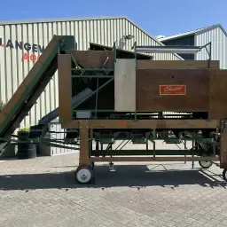 https://cdn.farmtrade.nl/media/161596/conversions/zwNZZq-thumbnail.webp