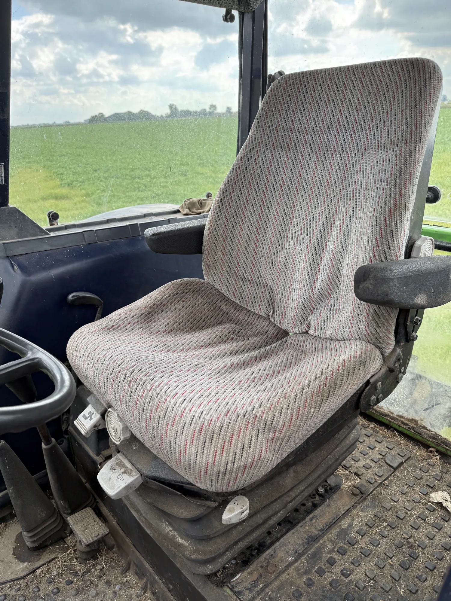 Deutz-Fahr DX 6.10: Goede staat, luchtgeveerde stoel