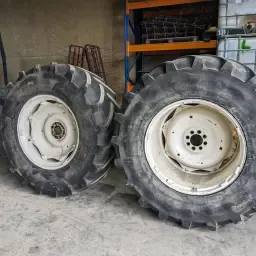 https://cdn.farmtrade.nl/media/161657/conversions/1TvHCO-thumbnail.webp