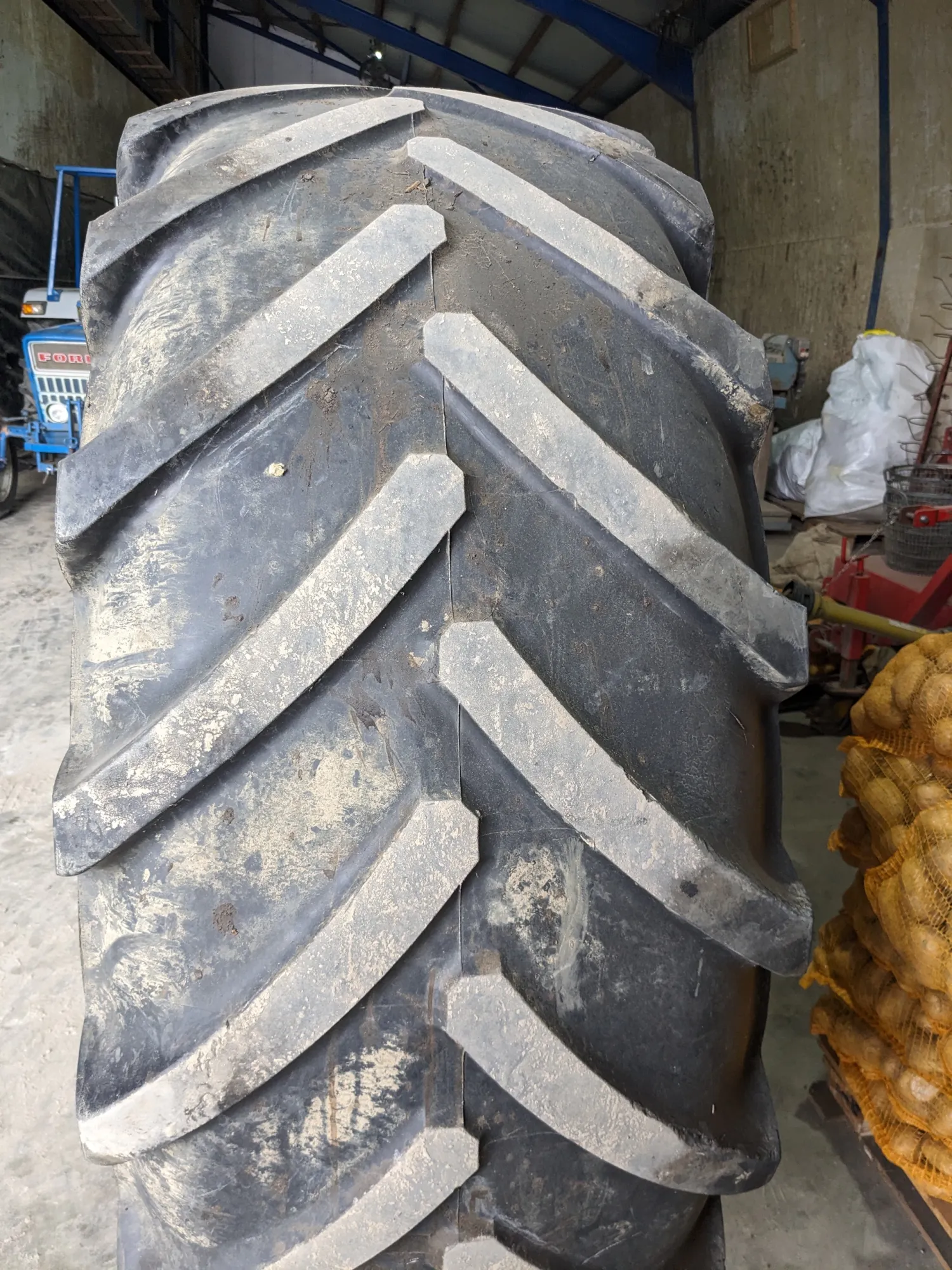 Michelin XM28 Banden 710/70R38 - 10mm Profiel