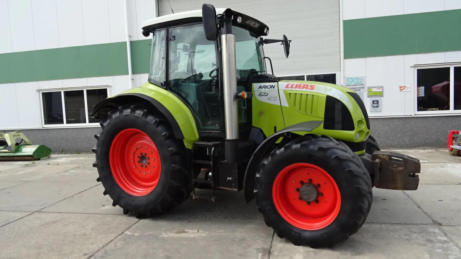 Claas Arion 510 Trekker, 2009 - Weinig Uren