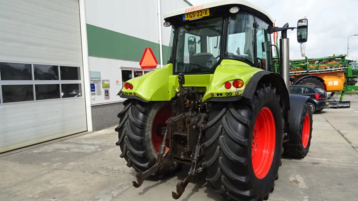 Claas Arion 510 Trekker, 2009 - Weinig Uren