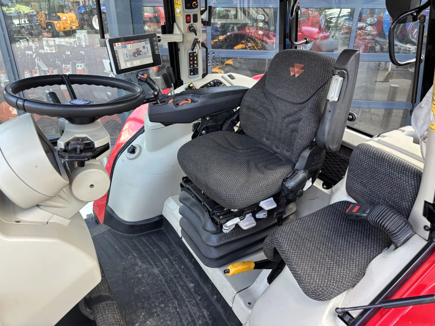 Massey Ferguson 7718S Dyna-VT Stage 5, 2019