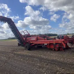 https://cdn.farmtrade.nl/media/162160/conversions/Jn50hp-thumbnail.webp
