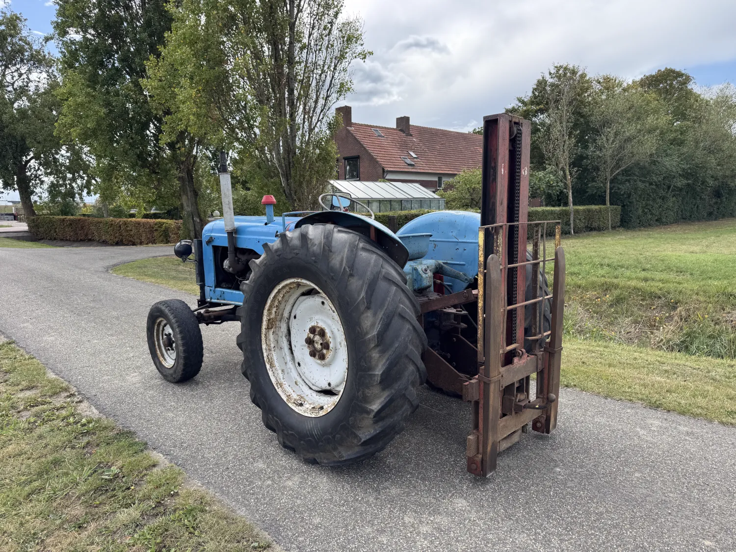Fordson Power Major te koop | Oldtimer tractor met hefmast