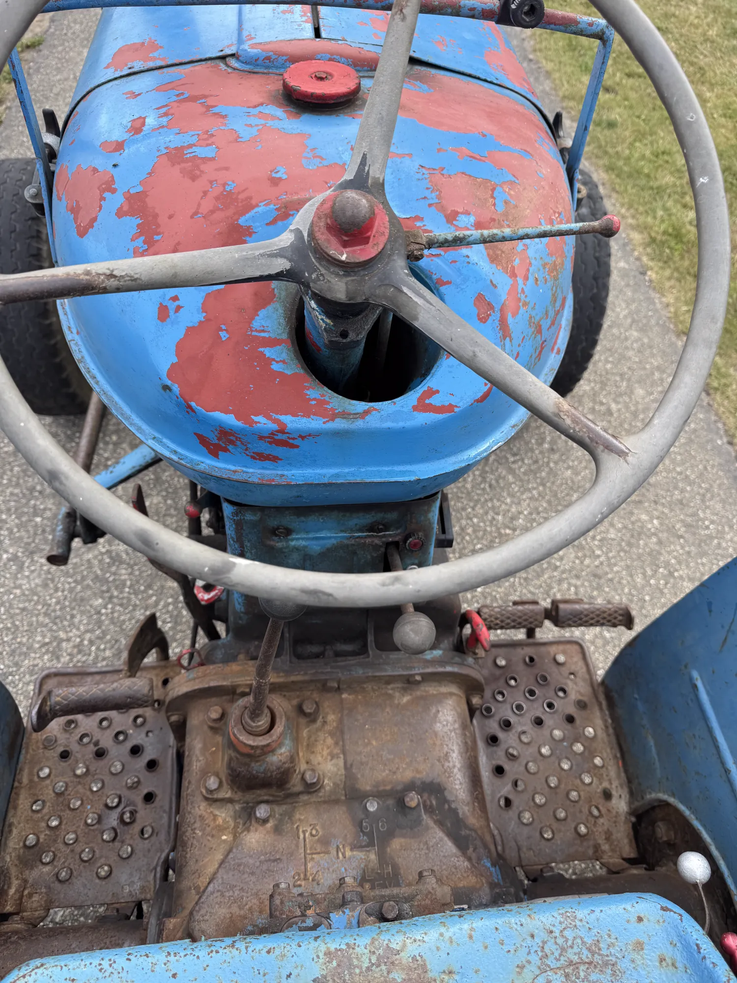 Fordson Power Major te koop | Oldtimer tractor met hefmast