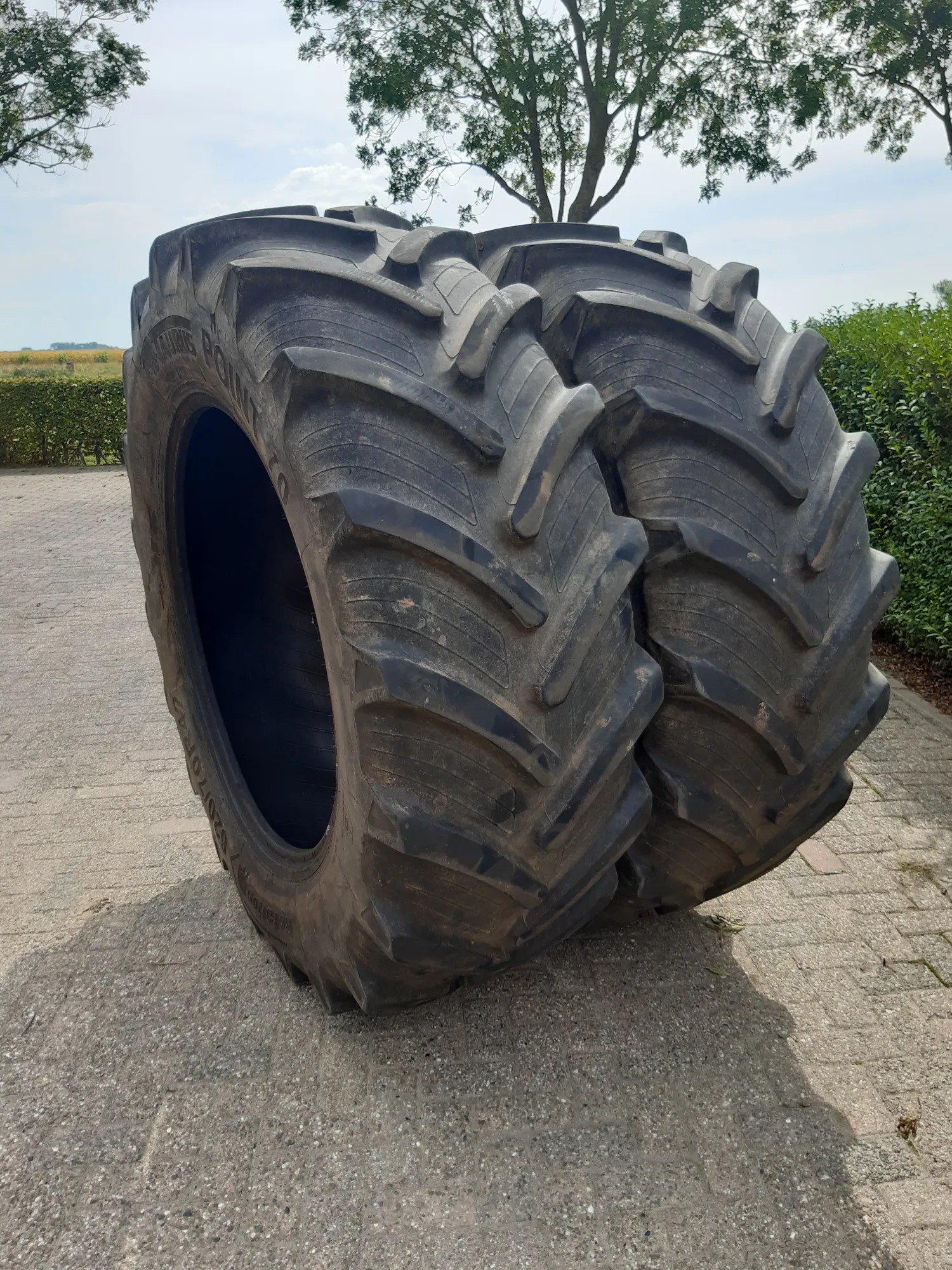 Taurus Traktordæk 620/70R42 - Sæt med 2