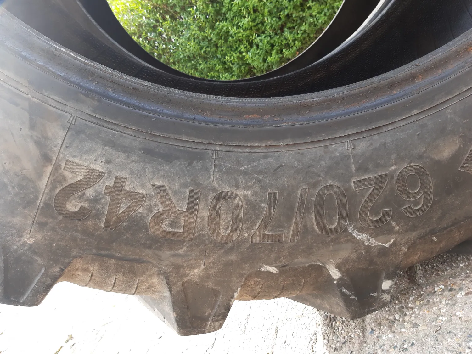 Taurus Traktordæk 620/70R42 - Sæt med 2