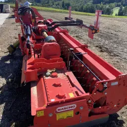 https://cdn.farmtrade.nl/media/162734/conversions/gwcPJn-thumbnail.webp