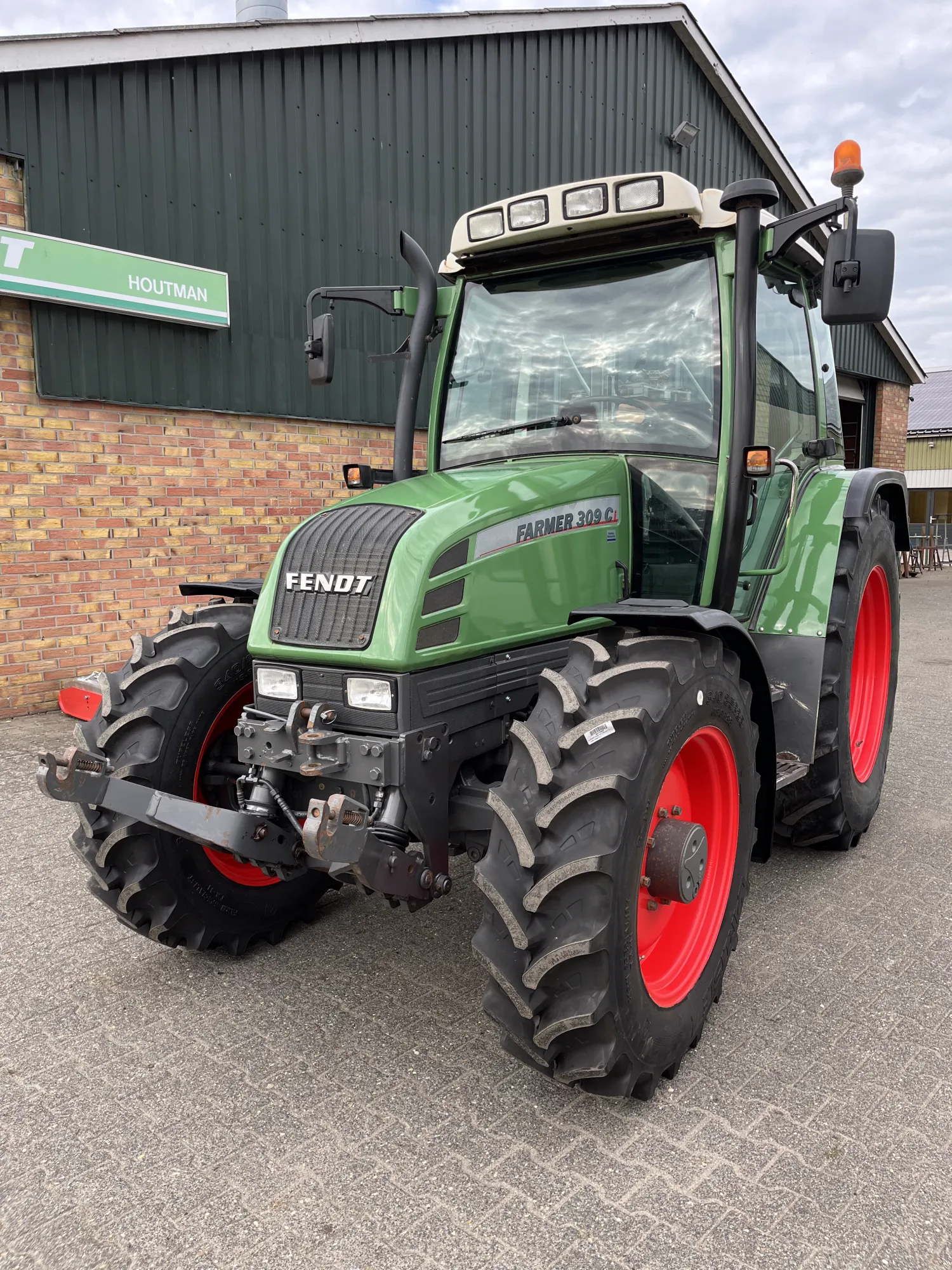 Fendt 309 Ci te koop - Goede staat, 7330 uren