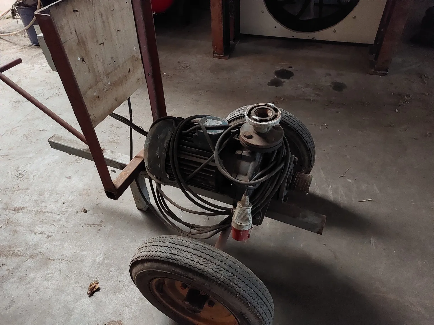 Mobile Pumpe mit Elektromotor | Zu Verkaufen