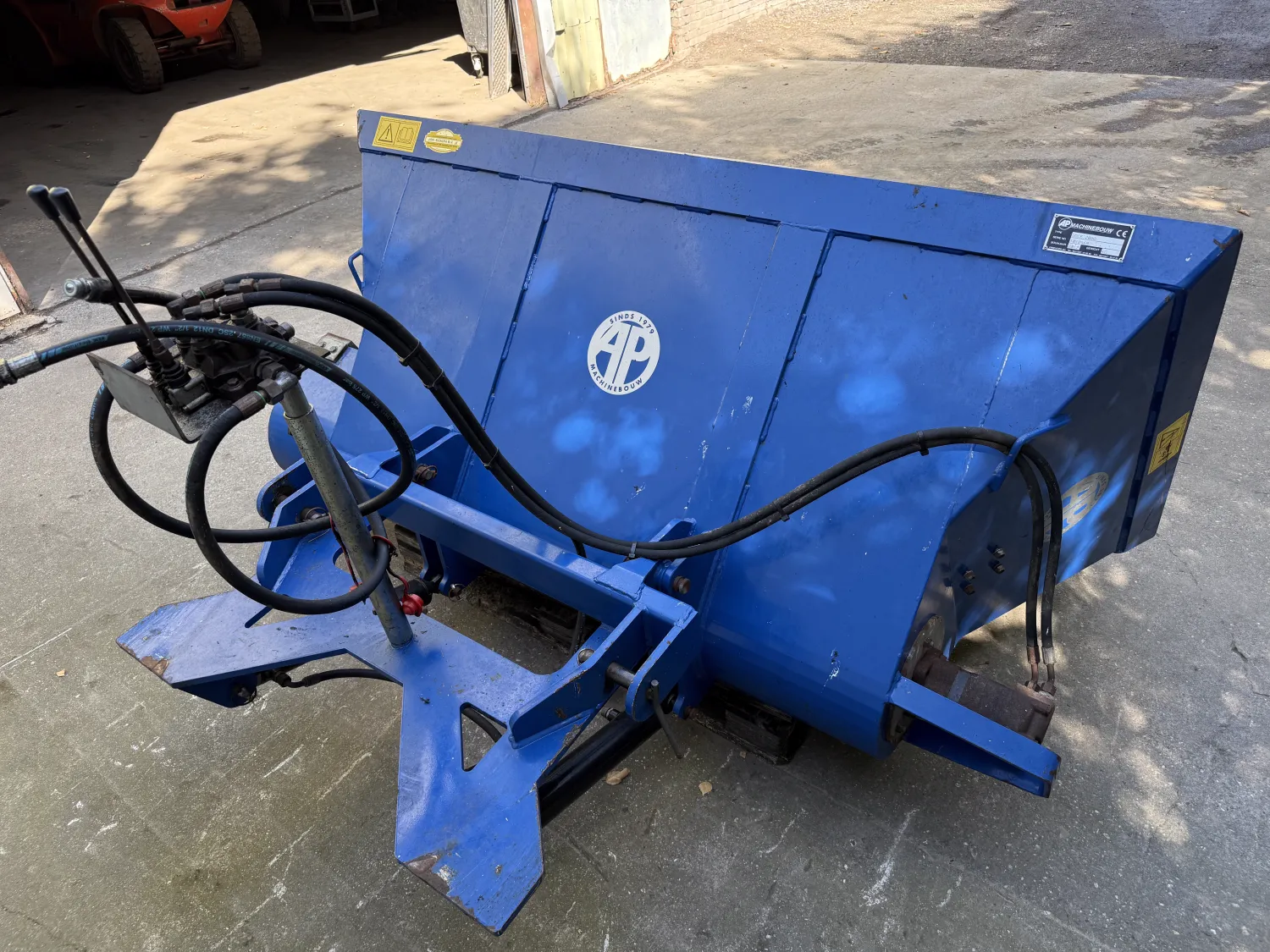 AP VDCE 2000 Feed Dosing Hopper - 2012 Model