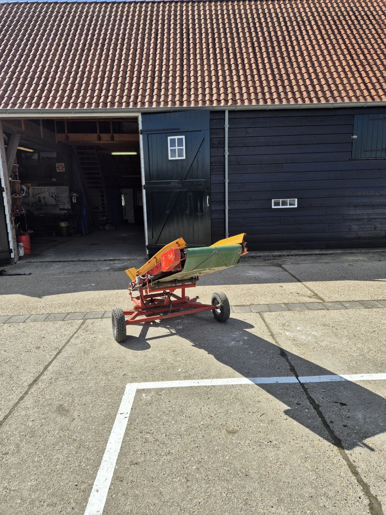 Samon Hydraulic Unloading Belt: Efficient Unloading