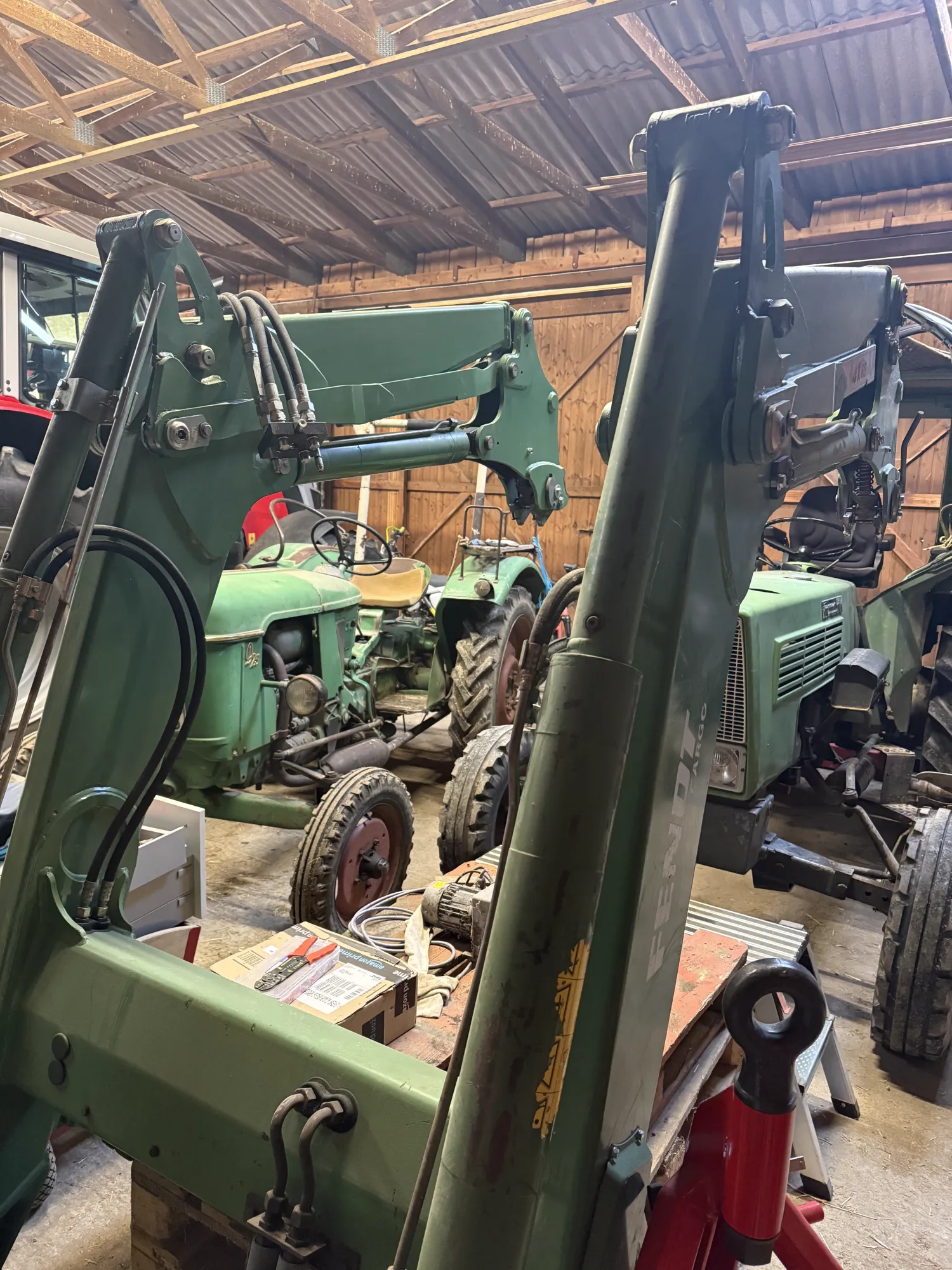 Fendt Cargo 4x85 Frontlader zu verkaufen