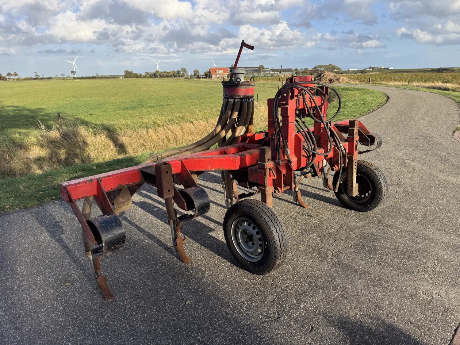 Injector de teren arabil de 4m - Dga machinehandel