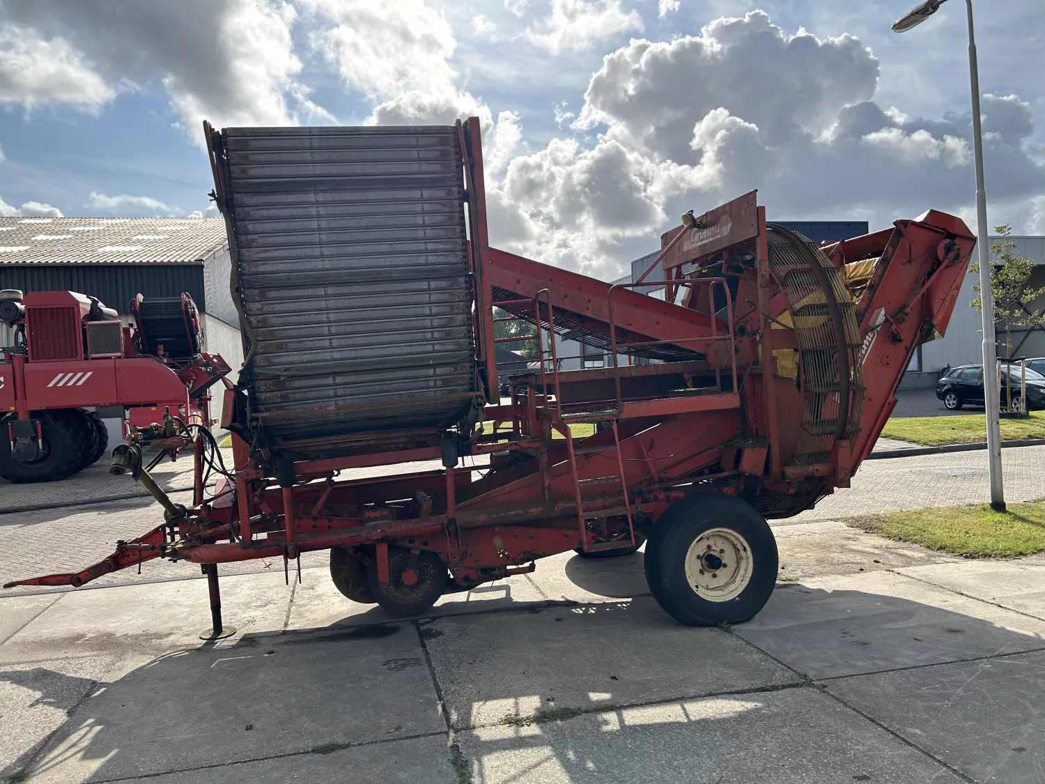 Arracheuse de pommes de terre Grimme HL 750 - Occasion