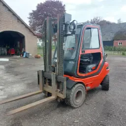 Linde LPG Heftruck 3 Ton - Zijschuiver & Cabine