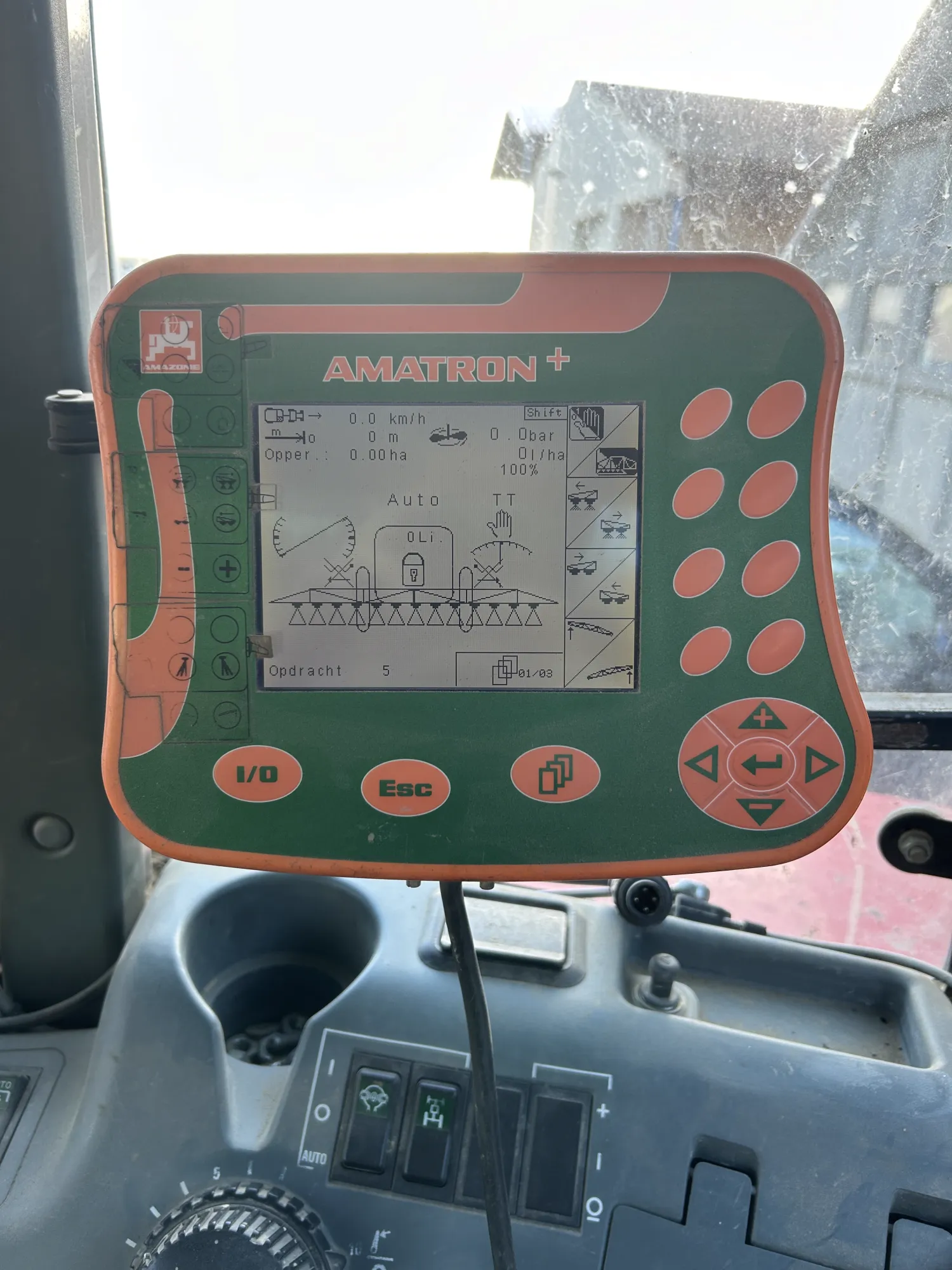 Pulverizator Amazone UX 4200 - 2007 - 39 Metri