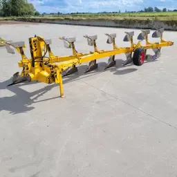 Arado Rumptstad Eco, 8 surcos, año 1999